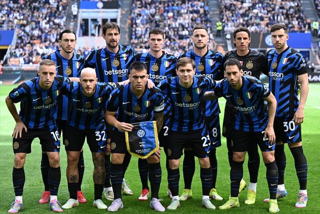 罗马诺：切尔西同时追求哈维-西蒙斯与加纳乔，他俩互不冲突（罗马诺：切尔西并行推进哈维-西蒙斯与加纳乔引援，互不影响）