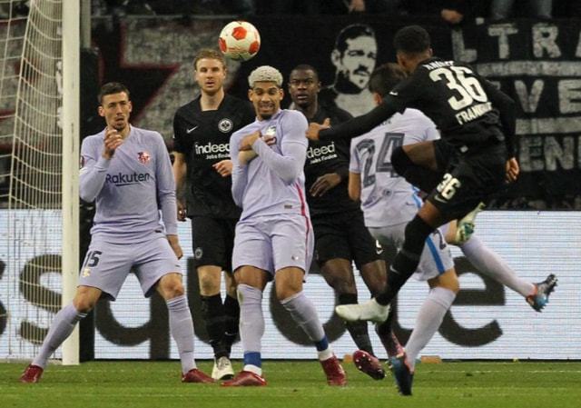 “莎头”横扫日本新锐挺进决赛 将与世界第二争冠（莎头组合横扫日本新锐闯入决赛 将对阵世界第二冲击冠军）