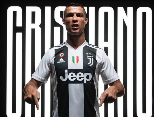 中国5拳手出征日本黑帮格斗赛！遭到围攻后奋起反击！（中国五名拳手赴日参加黑帮格斗赛，遭围攻后强势回击）