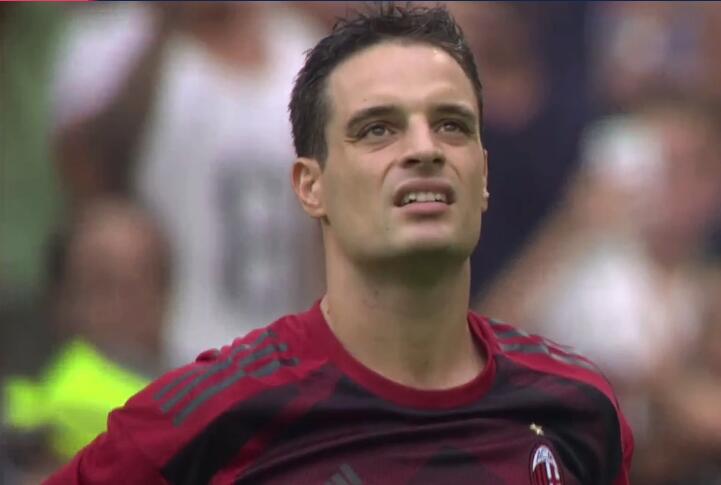 梅西：斯卡洛尼总是充满激情；阿根廷拥有很多非凡的球员（梅西盛赞斯卡洛尼激情四射：阿根廷坐拥众多杰出球员）