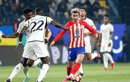 尤尔曼德：药厂目前无法和顶级球队比；阿隆索刚来时情况也这样（尤尔曼德：药厂暂时还比不过顶级强队，阿隆索上任初期亦然）